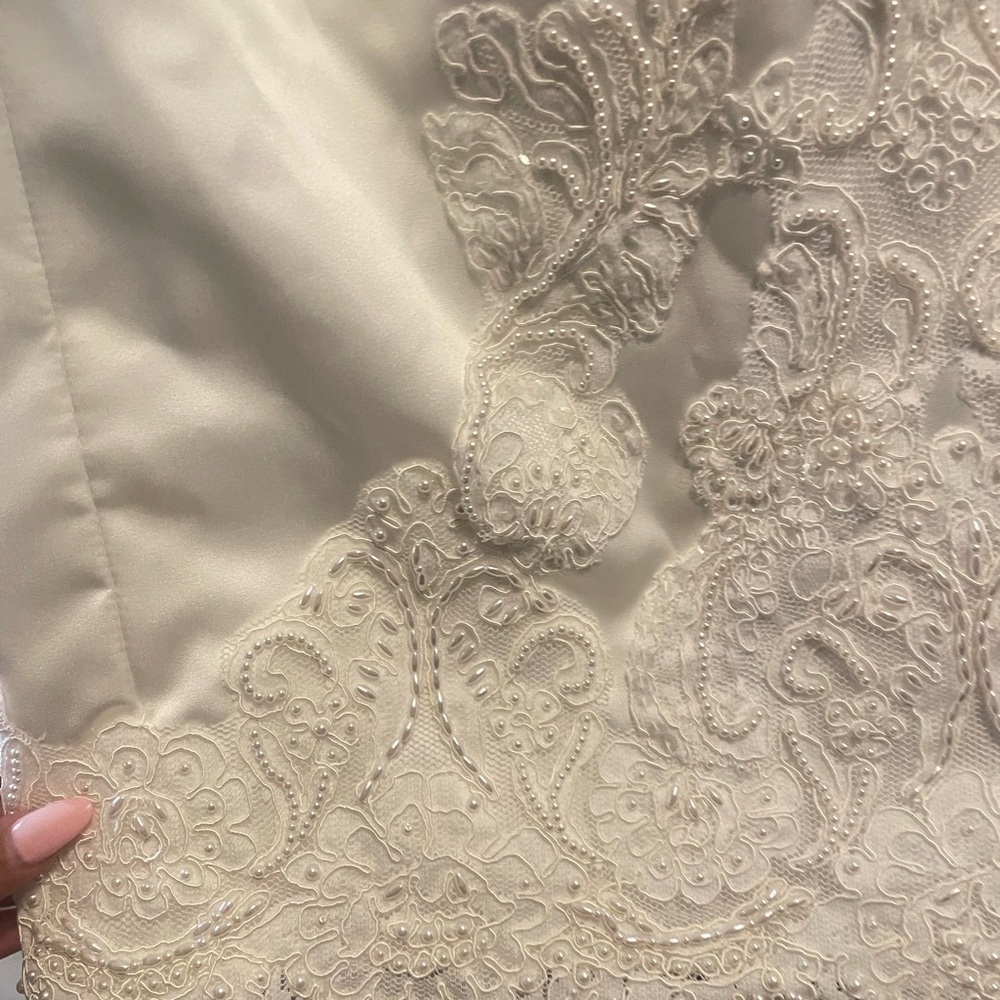 Ivory Lace Appliqué Satin Wedding Gown - Picture 3 of 16